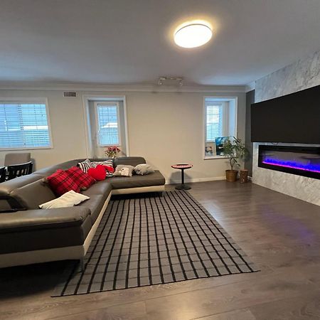 Airport Cozy Room 舒适小屋 Vancouver, Richmond,Near Yvr Eksteriør bilde